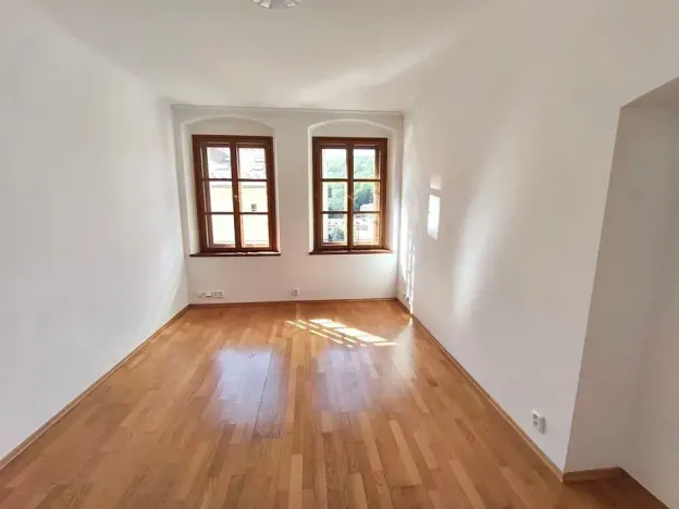 Pronájem bytu 4+1, Praha - Hradčany, Úvoz, 92 m2
