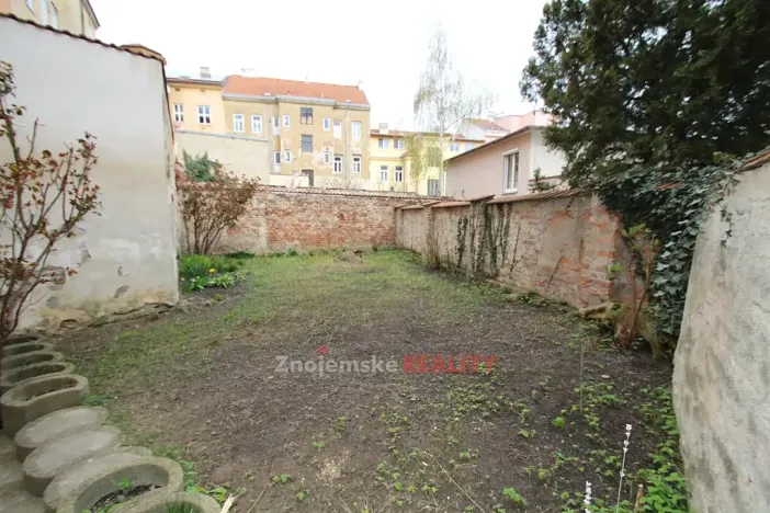 Pronájem bytu 1+1, Znojmo, Čermákova, 39 m2