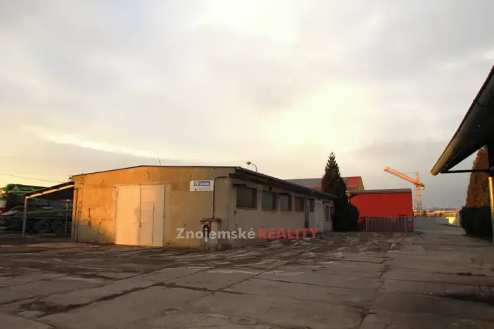 Pronájem skladu, Znojmo, 248 m2