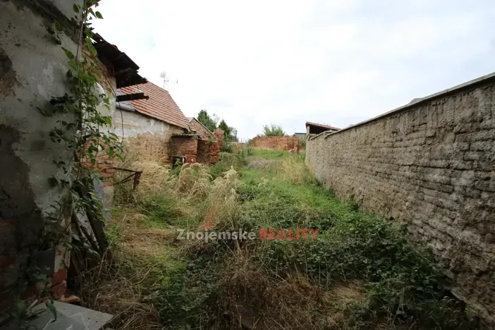 Prodej pozemku pro bydlení, Hodonice, U Kostela, 471 m2