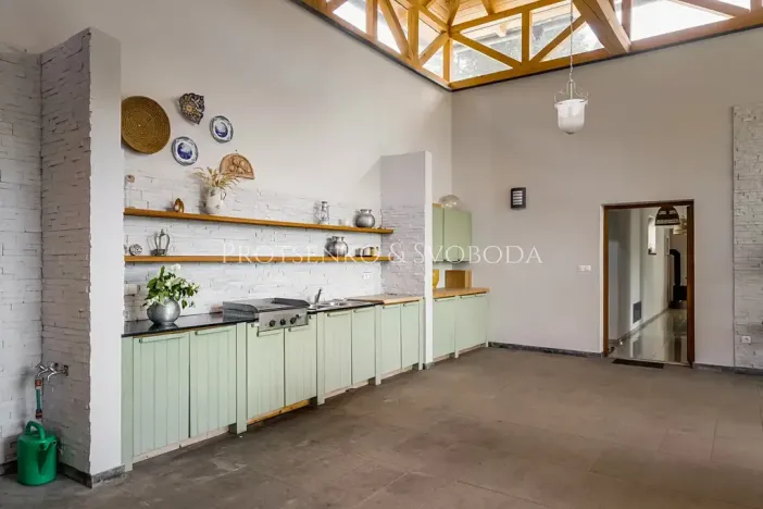 Prodej rodinného domu, Samopše, 642 m2