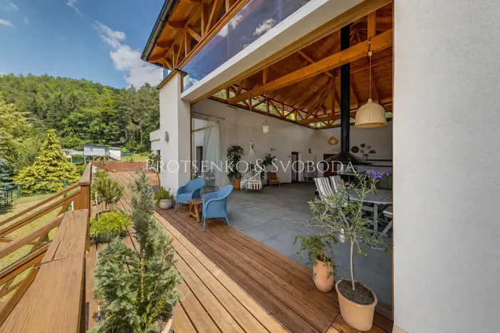 Prodej rodinného domu, Samopše, 642 m2