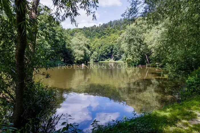 Prodej rodinného domu, Samopše, 642 m2