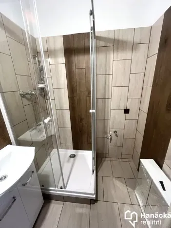 Pronájem bytu 2+1, Olomouc, tř. Kosmonautů, 54 m2