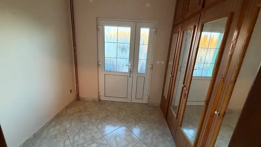 Prodej rodinného domu, Hrušovany nad Jevišovkou, 300 m2