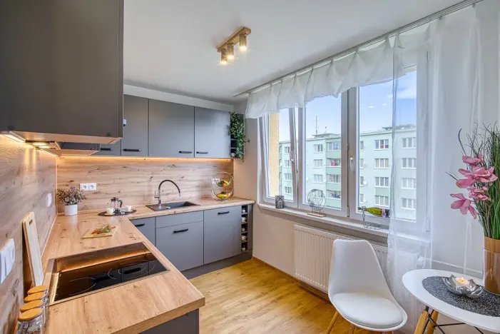 Pronájem bytu 2+1, Jirkov, Studentská, 57 m2