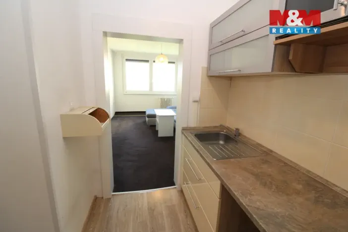 Prodej bytu 2+kk, Praha - Kamýk, Růženínská, 41 m2