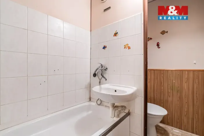 Pronájem bytu 1+1, Ústí nad Labem - Mojžíř, Peškova, 32 m2
