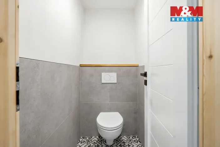 Prodej rodinného domu, Železný Brod - Bzí, 313 m2