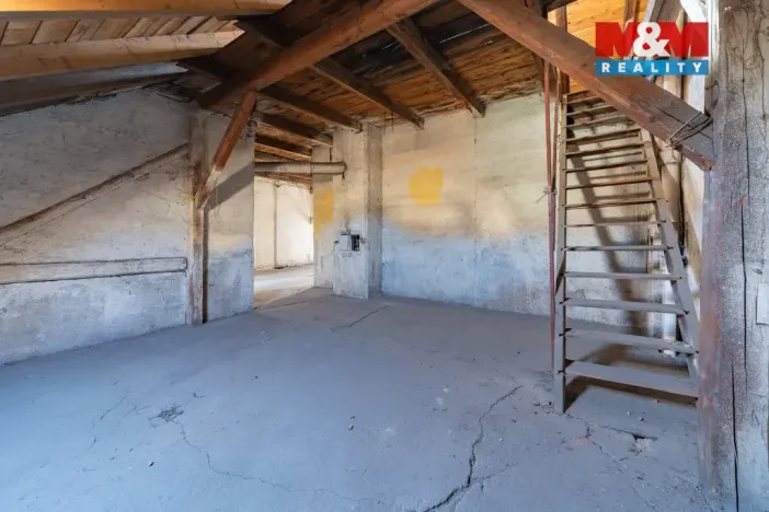 Prodej rodinného domu, Luby, Chebská, 364 m2