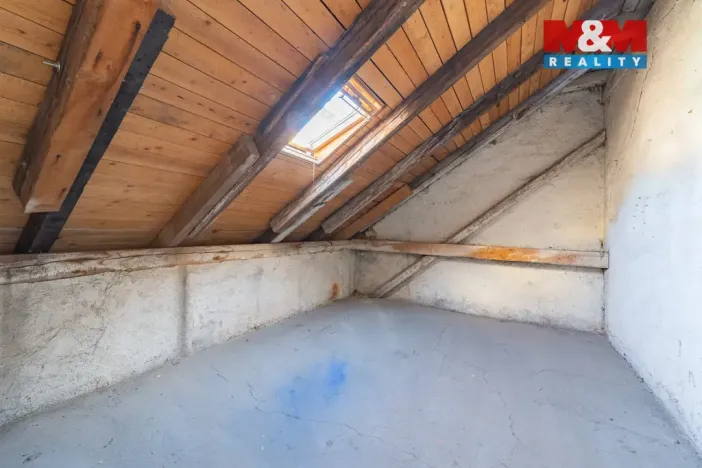 Prodej rodinného domu, Luby, Chebská, 364 m2