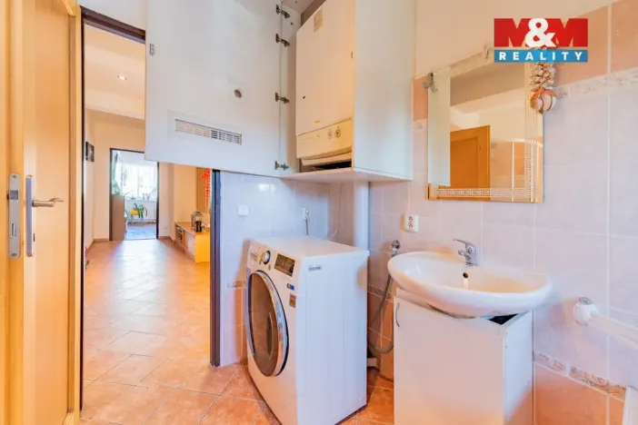 Prodej rodinného domu, Luby, Chebská, 364 m2