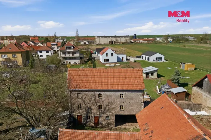 Prodej zemědělské usedlosti, Kněževes, Pražská, 90 m2