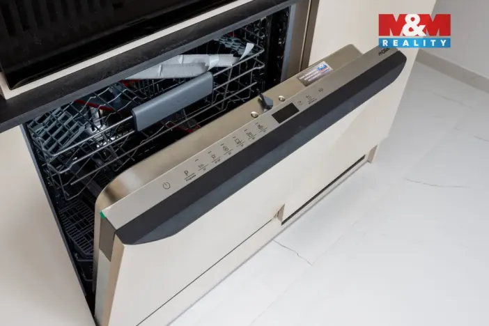 Prodej bytu 2+1, Ostrava - Zábřeh, Výškovická, 57 m2