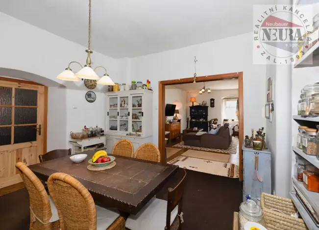 Prodej rodinného domu, Rabí, 325 m2