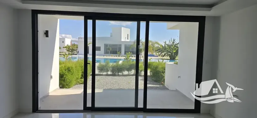 Prodej bytu 2+1, Trikomo, Kypr, 96 m2