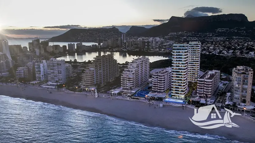Prodej bytu 3+kk, Calp, Španělsko, 74 m2