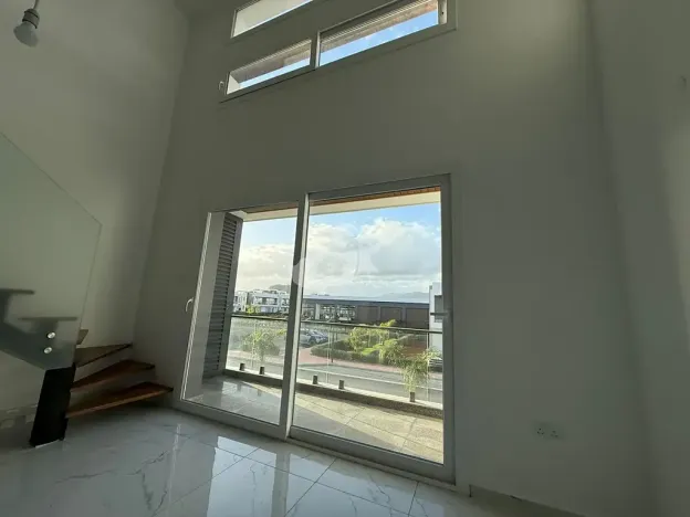 Prodej bytu 1+1, Trikomo, Kypr, 60 m2