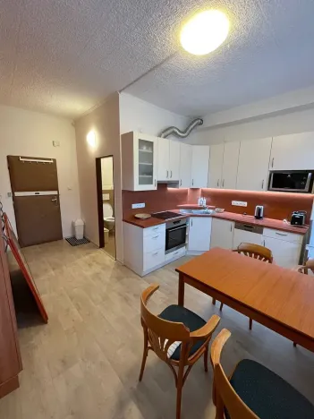 Pronájem bytu 2+kk, Praha - Hodkovičky, Na výspě, 42 m2