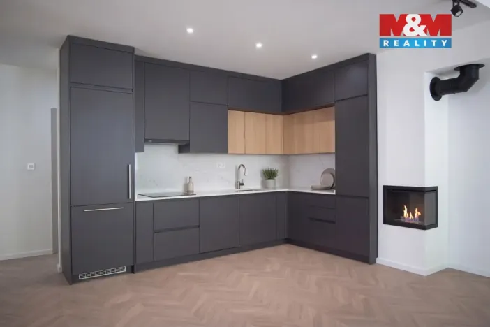 Prodej bytu 3+kk, Ostrava - Radvanice, Dvořáčkova, 100 m2