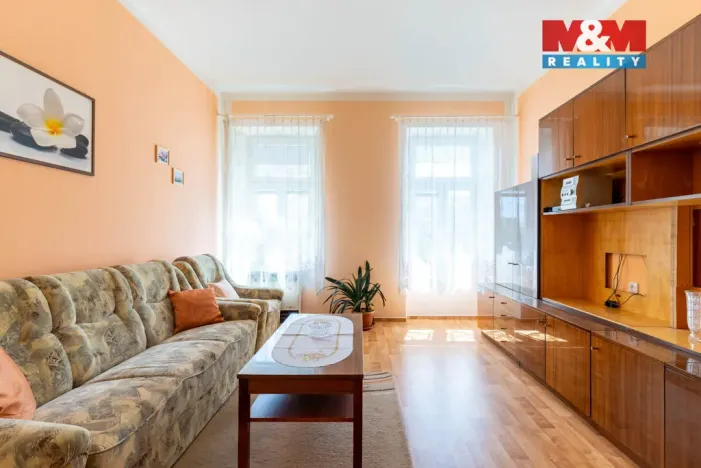Prodej bytu 3+1, Kroměříž, Husovo náměstí, 92 m2