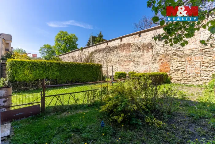 Prodej bytu 3+1, Kroměříž, Husovo náměstí, 92 m2