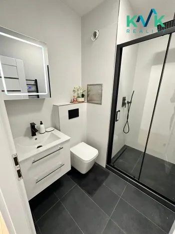 Prodej bytu 1+1, Karlovy Vary, Úvalská, 36 m2