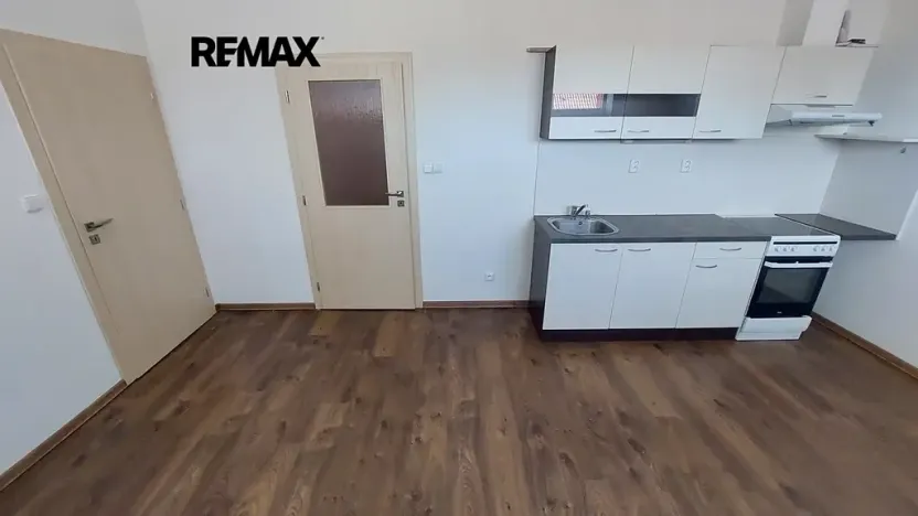 Pronájem bytu 2+kk, Rousínov, 45 m2