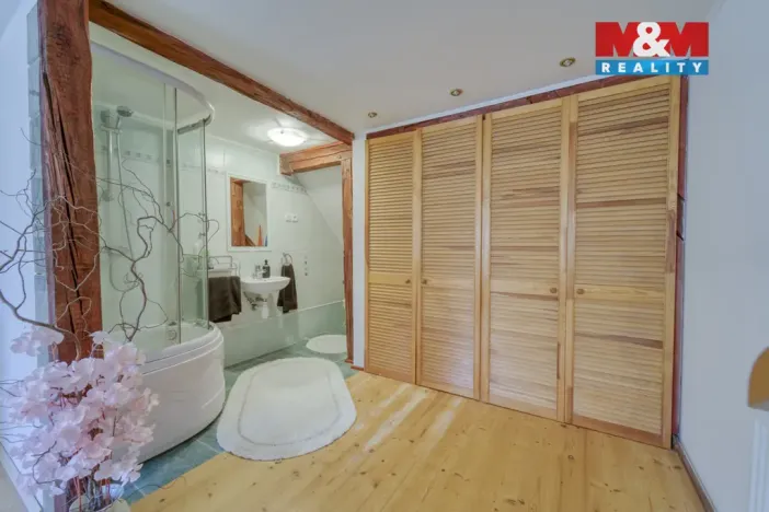 Prodej rodinného domu, Nýrsko - Hodousice, 189 m2