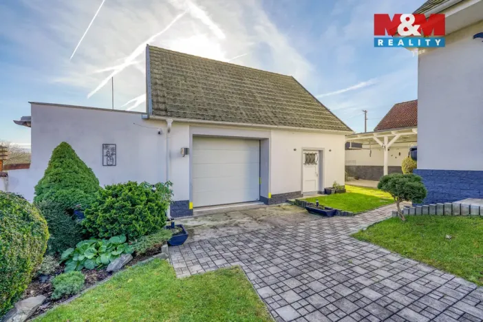 Prodej rodinného domu, Dolany, 225 m2