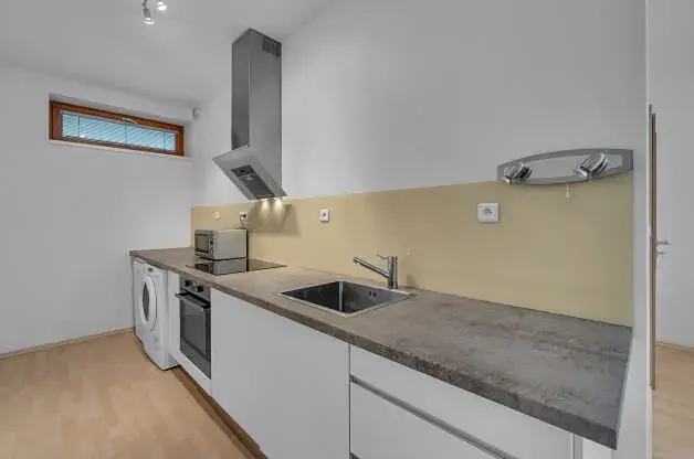 Pronájem bytu 1+kk, Hradec Králové, Kollárova, 46 m2
