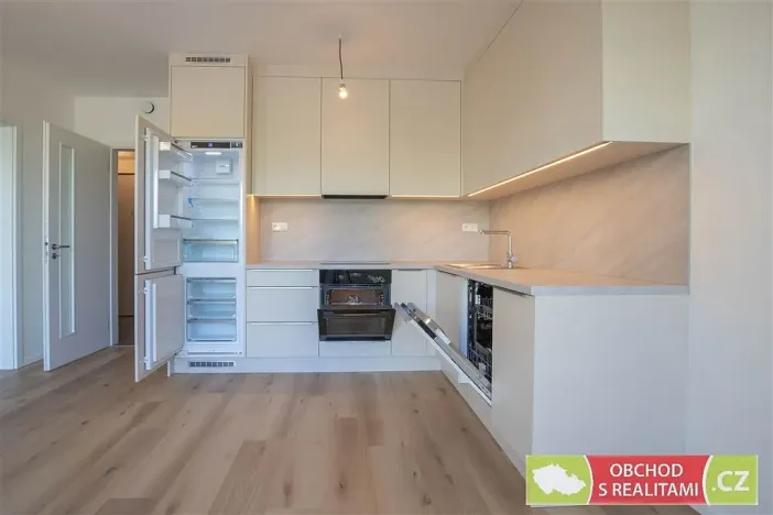 Pronájem bytu 2+kk, Praha, Hodkovická, 63 m2
