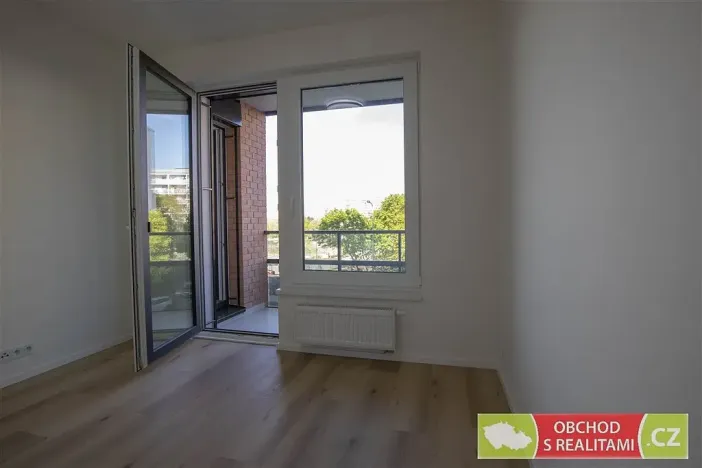 Pronájem bytu 2+kk, Praha, Hodkovická, 63 m2