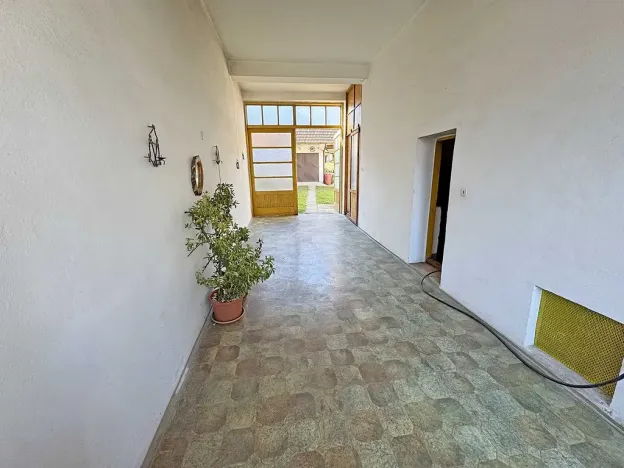 Prodej rodinného domu, Lažánky, 204 m2