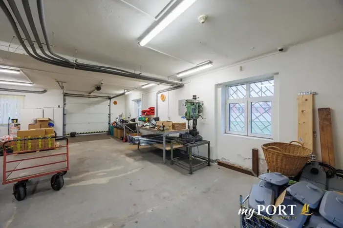 Prodej kanceláře, Nová Role, Tovární, 1088 m2