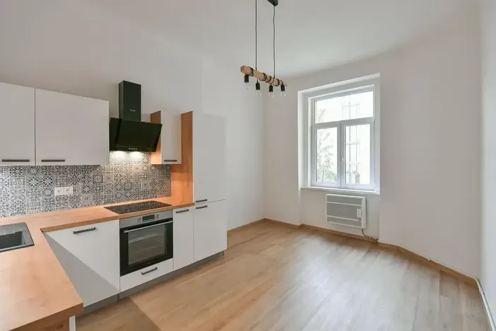 Pronájem bytu 3+kk, Praha - Vinohrady, Kolínská, 85 m2
