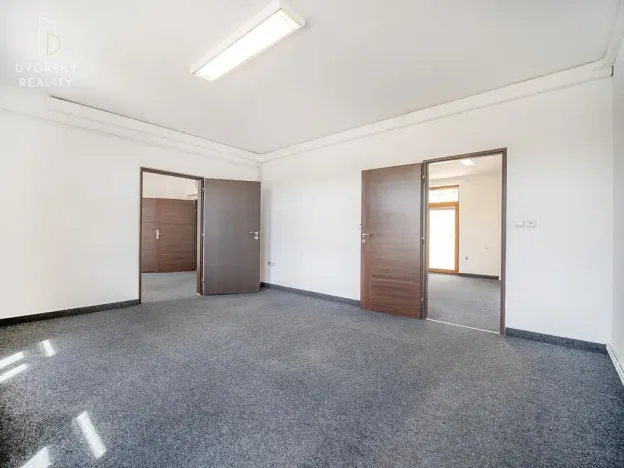 Prodej kanceláře, Mladá Boleslav, Ptácká, 305 m2