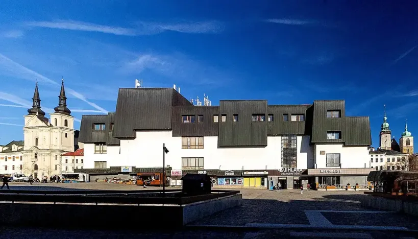 Pronájem obchodního prostoru, Jihlava, Masarykovo náměstí, 66 m2