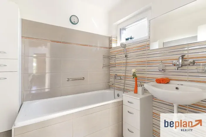 Prodej rodinného domu, Divišov, U Haltýře, 150 m2