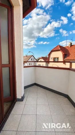 Pronájem bytu 2+kk, Úvaly, nám. Svobody, 55 m2