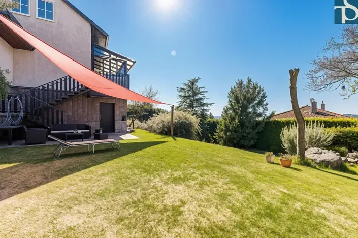 Prodej rodinného domu, Ondřejov, Pod Oborou, 276 m2