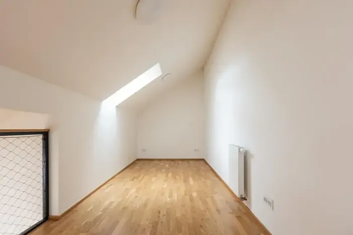Pronájem bytu 3+kk, Praha - Nové Město, Legerova, 75 m2