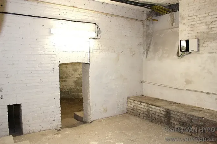 Prodej skladu, Praha - Vokovice, Krátký lán, 40 m2