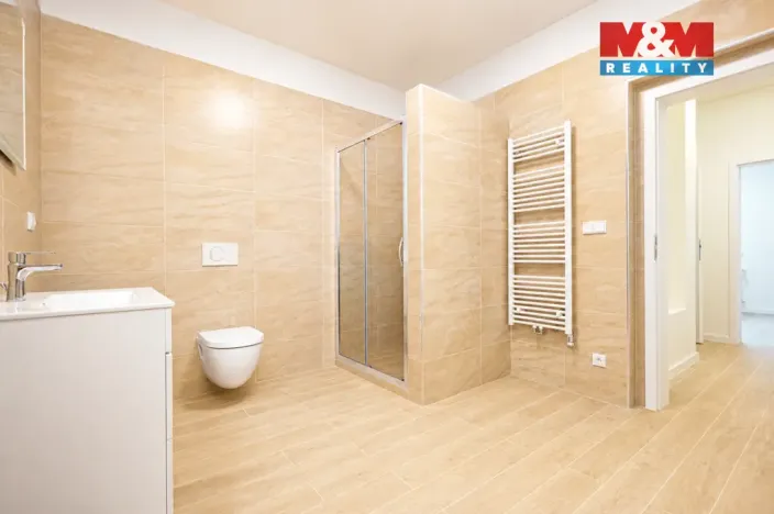 Prodej rodinného domu, Karlovy Vary - Tašovice, Česká, 200 m2