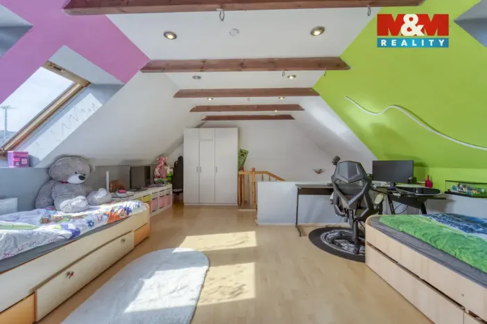 Prodej rodinného domu, Bavoryně, 127 m2