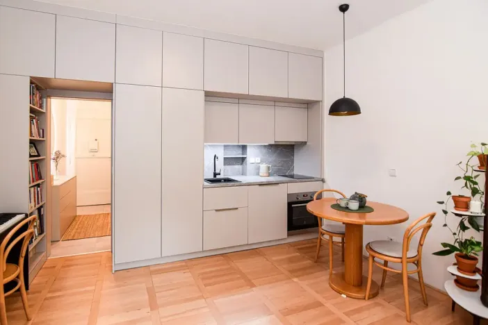 Pronájem bytu 1+kk, Praha - Vinohrady, Šrobárova, 28 m2