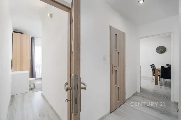 Prodej bytu 3+1, Děčín, Oblouková, 74 m2