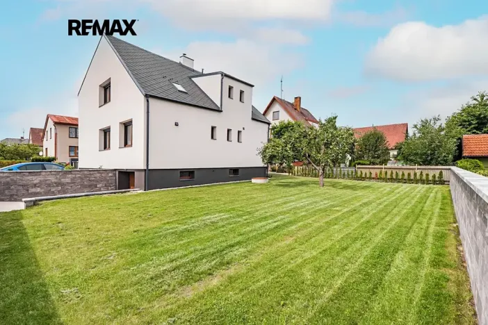 Prodej rodinného domu, Jindřichův Hradec, Spojovací, 183 m2