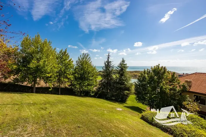 Prodej bytu 4+kk, Kavarna, Bulharsko, 175 m2