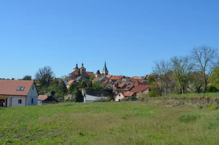 Prodej pozemku pro bydlení, Kouřim, 2449 m2